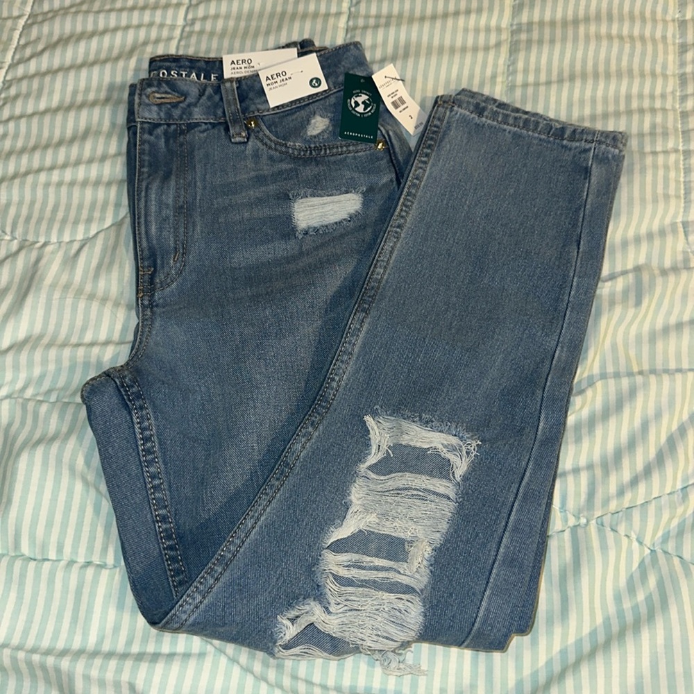 AERO Premium Air High Rise Mom Jean
